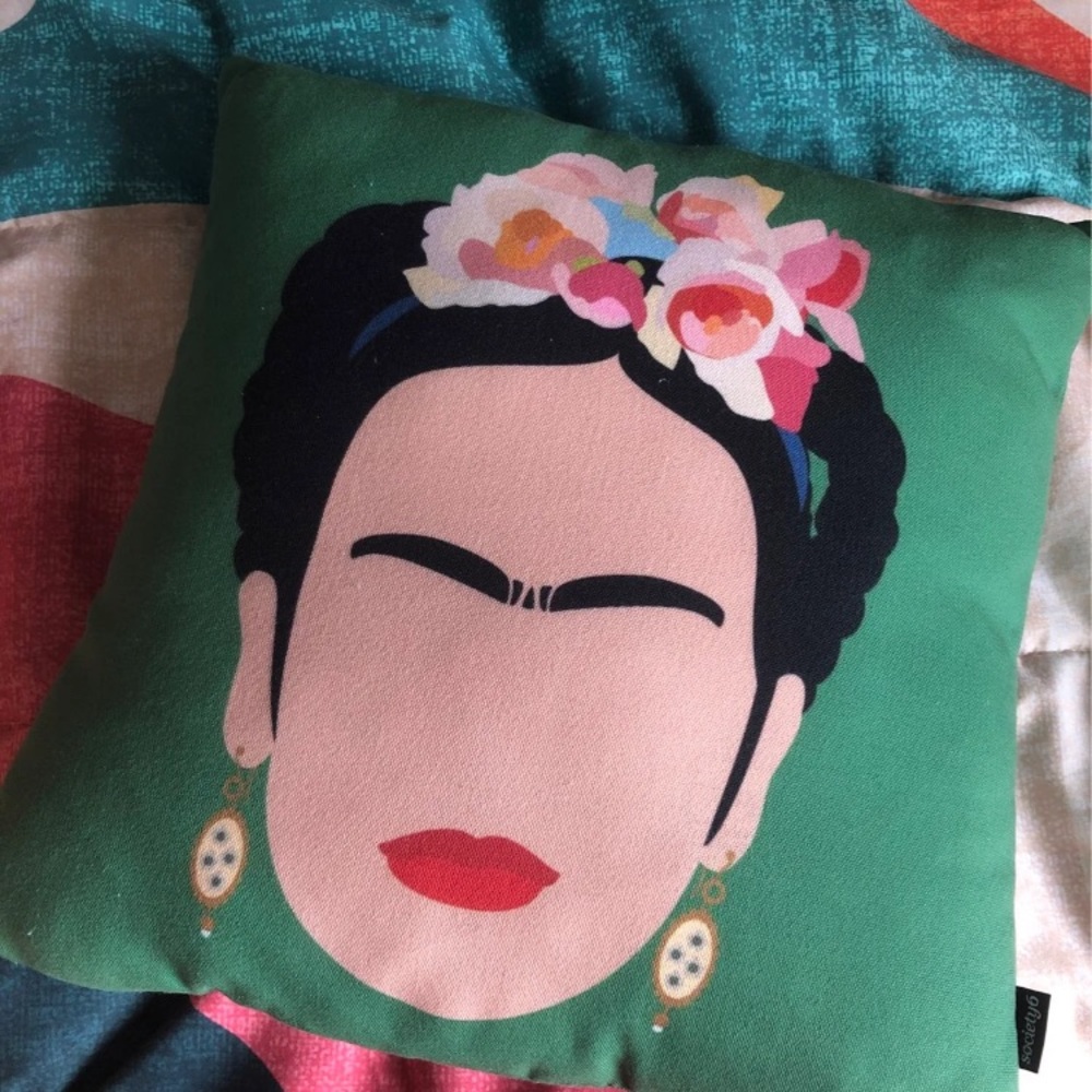 Frida Kahlo Throw Pillow
